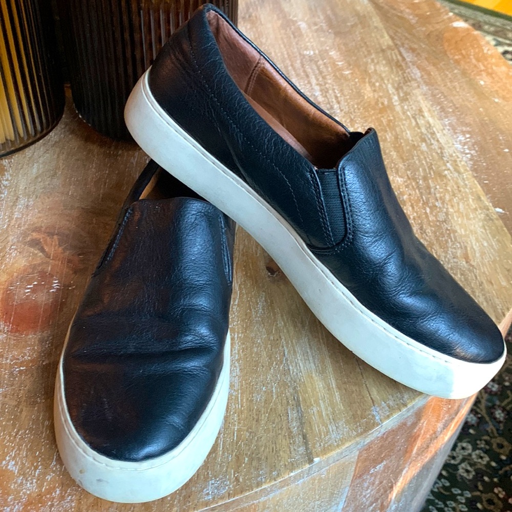 Women’s Frye Leather Lena Slip On Sneaker Black NIB Size 8 M